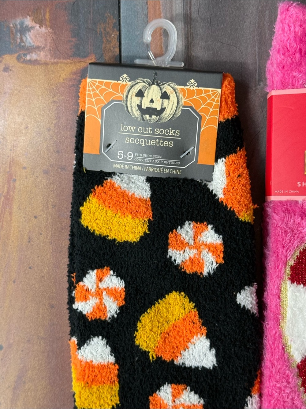 Shea Infused Penguin Candy Cain Socks Halloween Candy Corn 2 Pair NWT - Picture 10 of 11